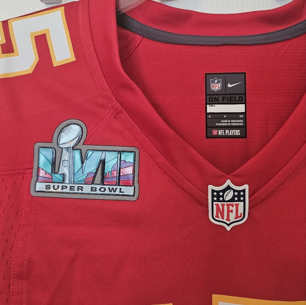 NWOT Chiefs Jersey - Picture 2 of 3